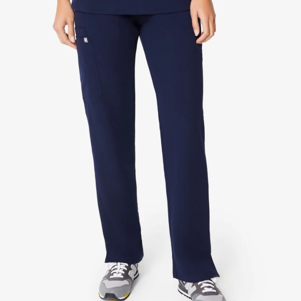 Figs Kade Cargo Scrub Pants